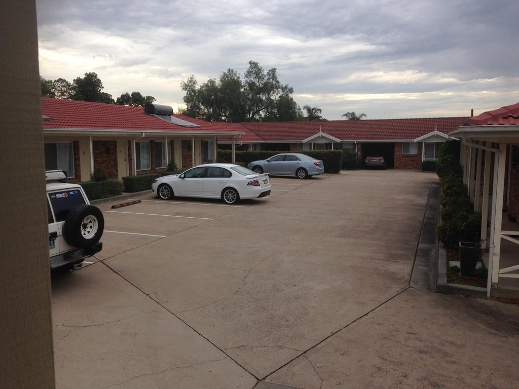 Baybrook Motor Inn Muswellbrook Exterior photo